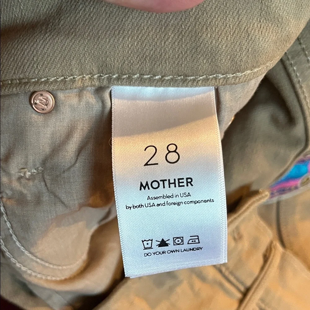 MOTHER Women's Cargo Jeans in Olive - Picture 4 of 4
